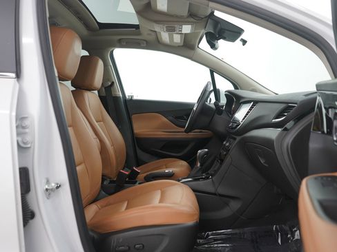 Used 2017 Buick Encore Premium w/ Experience Buick Package image 11