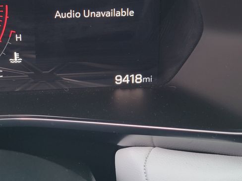 Used 2024 GMC Canyon AT4X image 15