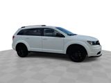 Used 2020 Dodge Journey SE w/ Blacktop Package image 2