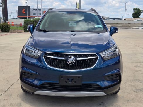Certified 2019 Buick Encore Preferred FWD image 2