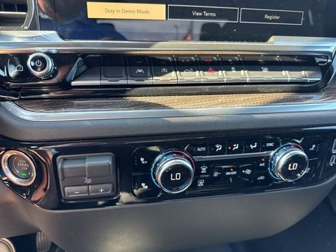 New 2026 GMC Sierra 1500 Elevation AWD/4WD image 21
