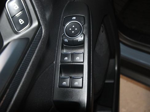 Used 2024 Ford Escape ST-Line w/ Tech Pack #1 AWD/4WD image 6