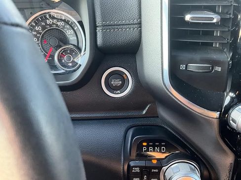 Used 2024 RAM 1500 Laramie AWD/4WD image 19