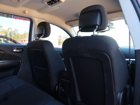 Used 2015 Dodge Journey SE w/ Flexible Seating Group image 29
