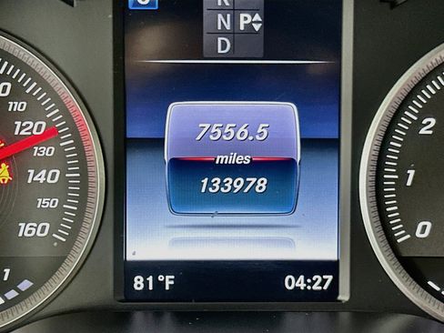 Used 2016 Mercedes-Benz GLC 300 4MATIC image 18