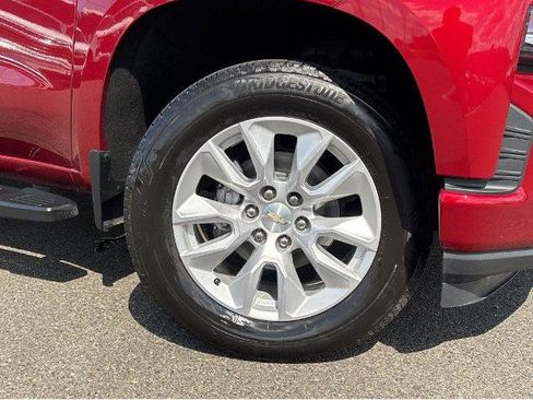 Used 2022 Chevrolet Silverado 1500 Custom AWD/4WD image 4