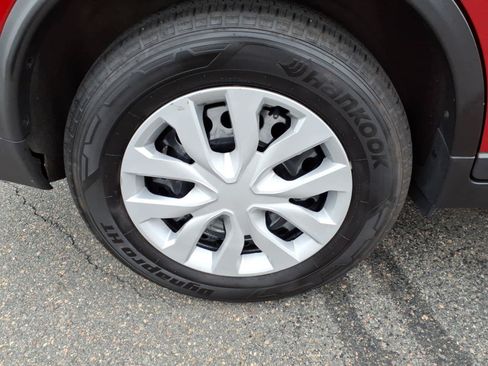 Used 2017 Nissan Rogue S FWD image 9