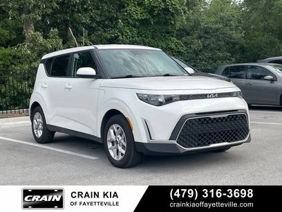 Used 2025 Kia Soul LX w/ LX Technology Package
