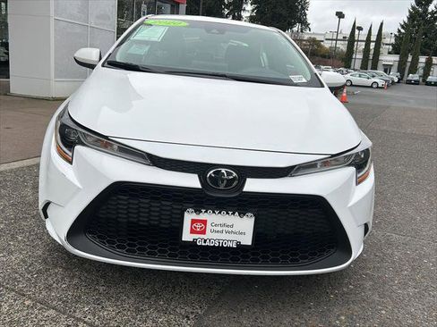 Certified 2020 Toyota Corolla LE image 2