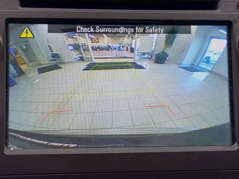 Used 2016 GMC Acadia SLT image 11