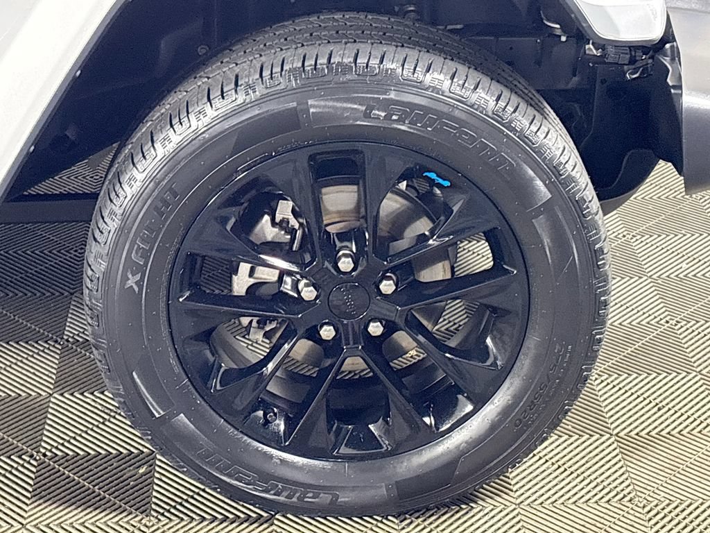 Certified 2022 Jeep Wrangler Unlimited Sahara AWD/4WD image 24
