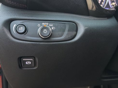 Used 2021 Chevrolet Blazer RS w/ Enhanced Convenience Package image 13