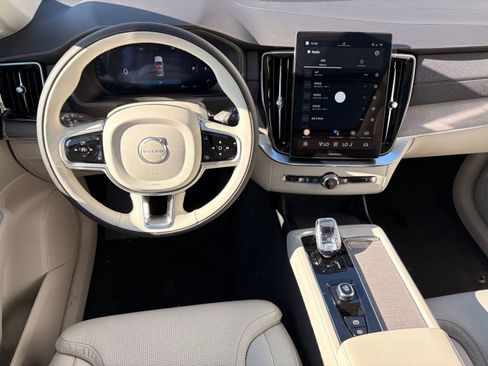 New 2026 Volvo XC90 B6 Ultra image 24