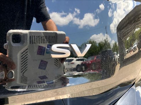 Used 2024 Nissan Rogue SV FWD image 10