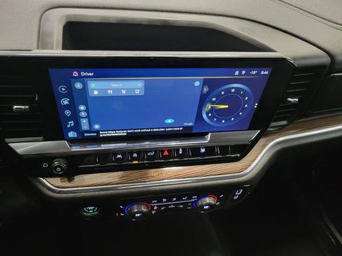 Used 2024 Chevrolet Silverado 1500 LT image 14