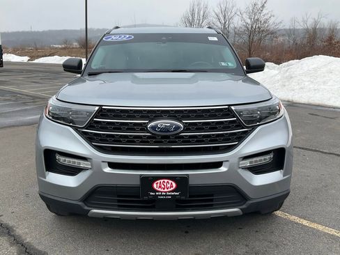Used 2022 Ford Explorer XLT w/ Equipment Group 202A image 31