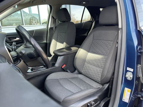 Used 2019 Chevrolet Equinox LT image 16