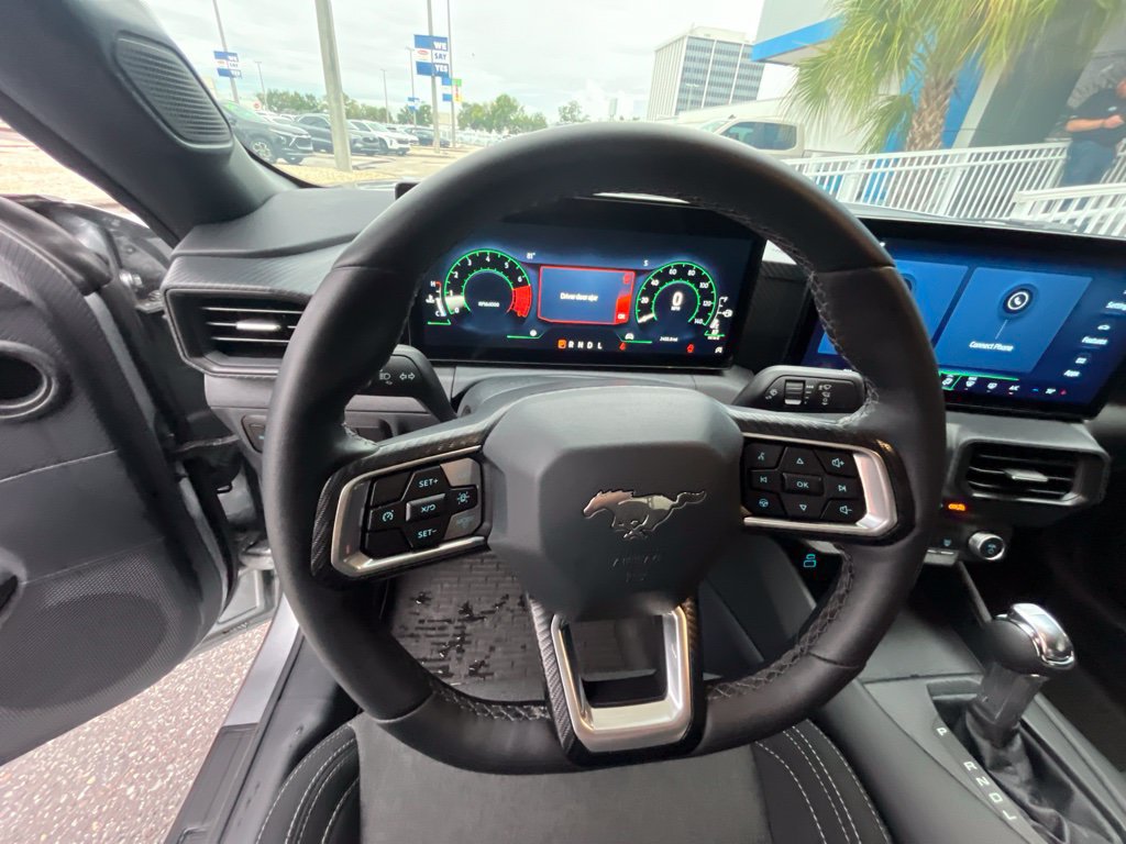 Used 2026 Ford Mustang Coupe RWD image 12