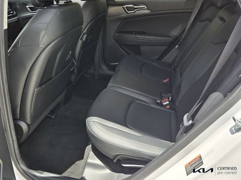 Certified 2024 Kia Sportage EX FWD image 11