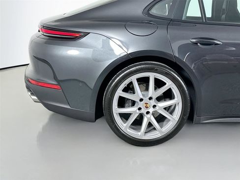 Certified 2025 Porsche Panamera 4 AWD/4WD image 13