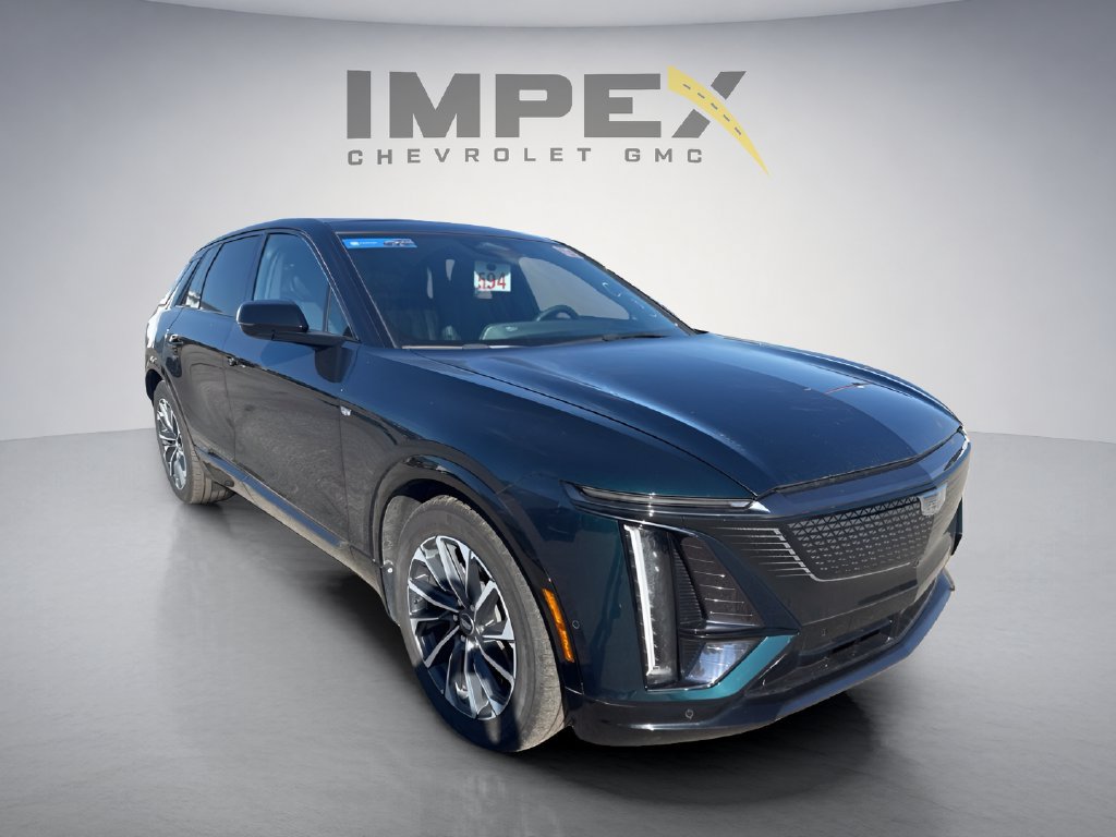Used 2024 Cadillac Lyriq Sport w/ LPO, Floor Liner Package AWD/4WD image 7