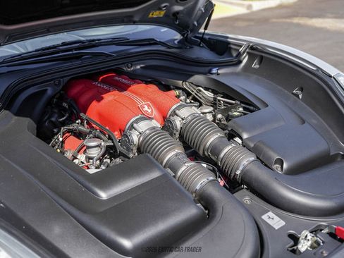 Used 2012 Ferrari California RWD image 24
