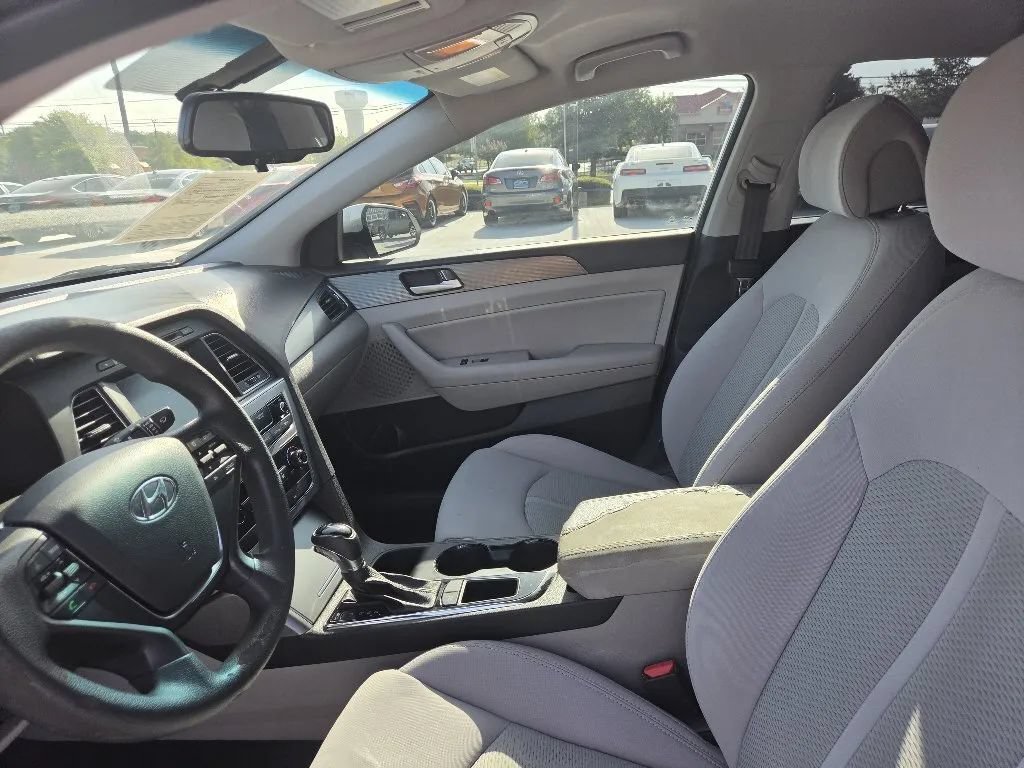 Used 2016 Hyundai Sonata Sport FWD image 15