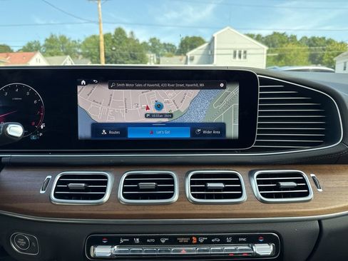 Certified 2025 Mercedes-Benz GLS 450 4MATIC image 31