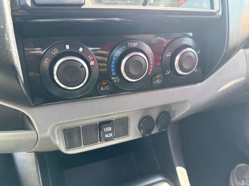 Used 2012 Toyota Tacoma PreRunner w/ Convenience Pkg RWD image 29