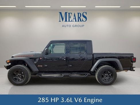 Used 2023 Jeep Gladiator Mojave w/ Cold Weather Group image 3