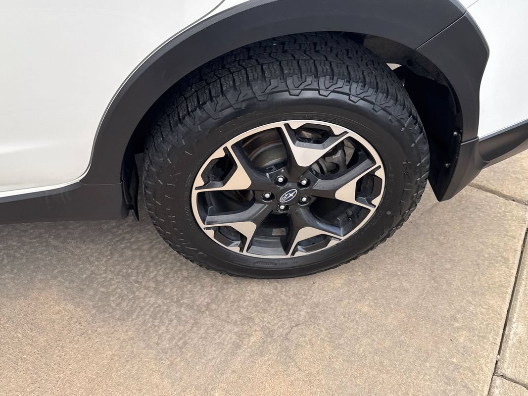 Used 2019 Subaru Crosstrek 2.0i Premium w/ Popular Package #2 AWD/4WD image 12