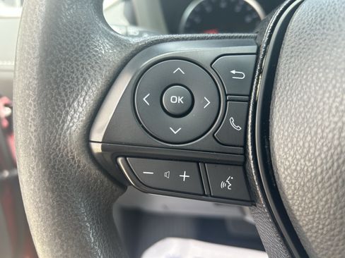 Used 2019 Toyota RAV4 LE AWD/4WD image 22