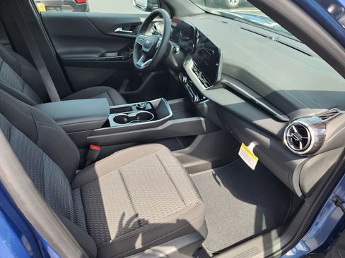 New 2026 Chevrolet Equinox LT image 7