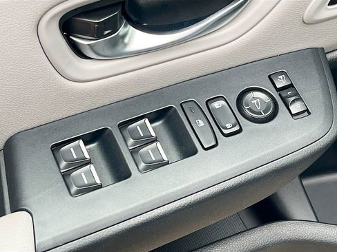 Used 2023 Honda Pilot Elite image 18