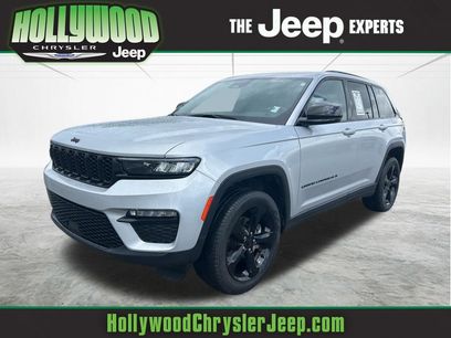 Used 2024 Jeep Grand Cherokee Limited w/ Black Appearance Package
