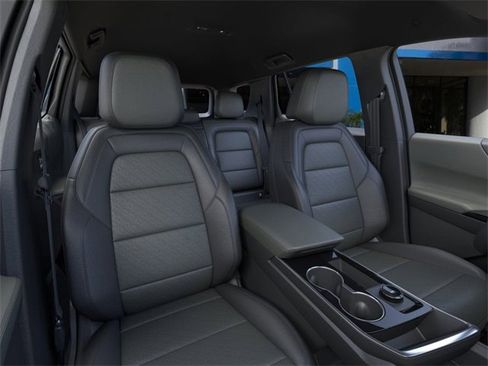 New 2026 Chevrolet Equinox LT w/ Convenience Package II image 17