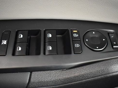 Certified 2026 Kia Sportage EX w/ EX Panorama Roof Package image 30