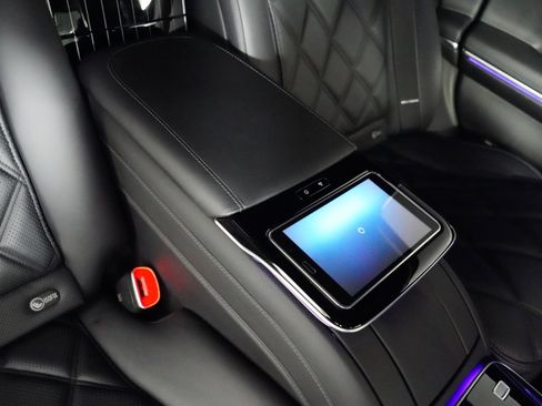 Used 2022 Mercedes-Benz Maybach S 580 4MATIC image 37