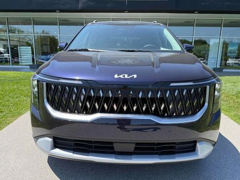 New 2026 Kia Carnival EX FWD image 6