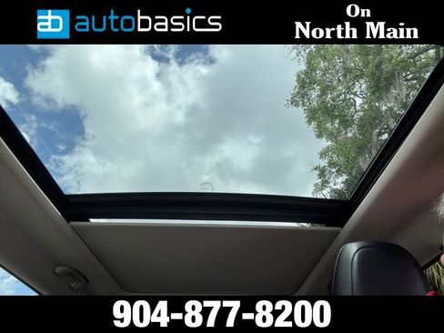 Used 2015 Jeep Cherokee Trailhawk w/ Comfort/Convenience Group image 29