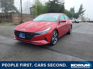 Certified 2023 Hyundai Elantra SEL w/ Convenience Package 360° Tour