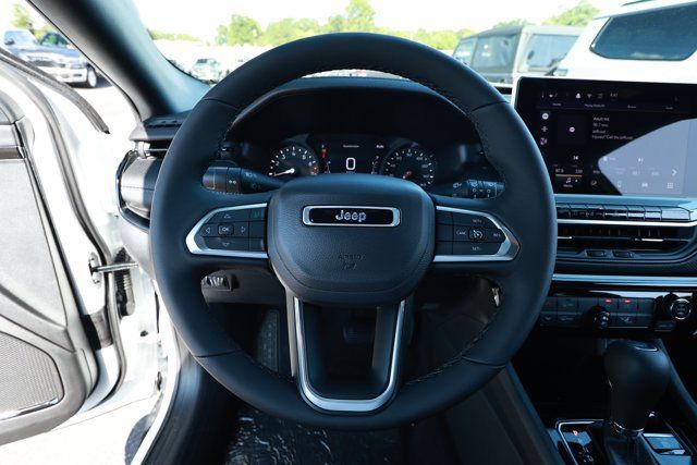 New 2026 Jeep Compass Latitude AWD/4WD image 11