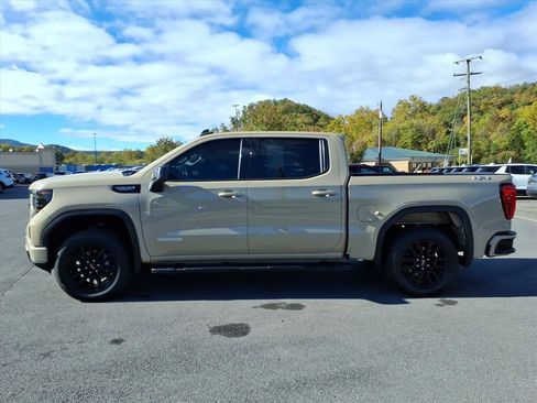 Used 2022 GMC Sierra 1500 Elevation image 2