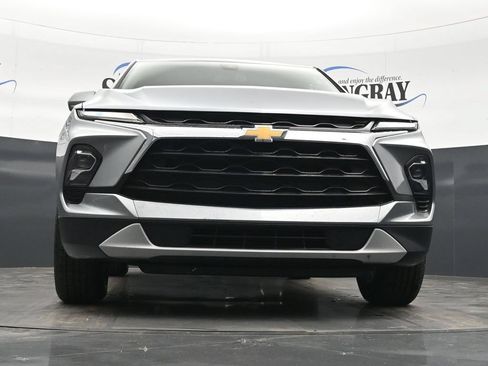 Used 2025 Chevrolet Blazer LT FWD image 27