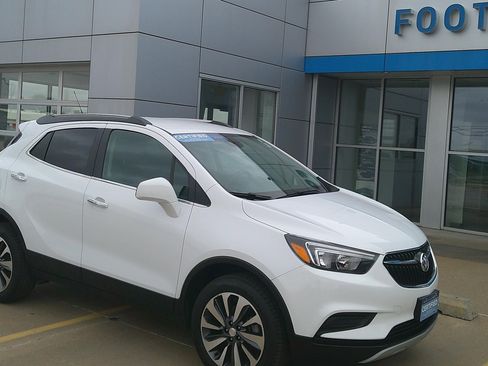 Certified 2022 Buick Encore Preferred image 1