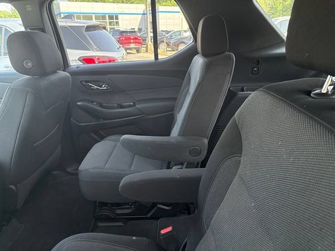 Used 2022 Chevrolet Traverse LT AWD/4WD image 26
