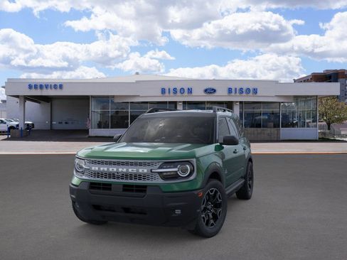 New 2025 Ford Bronco Sport Outer Banks image 2