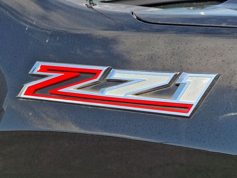 Used 2019 Chevrolet Silverado 1500 LT w/ Z71 Off-Road Package AWD/4WD image 30