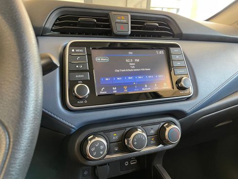 Used 2025 Nissan Versa SV image 17