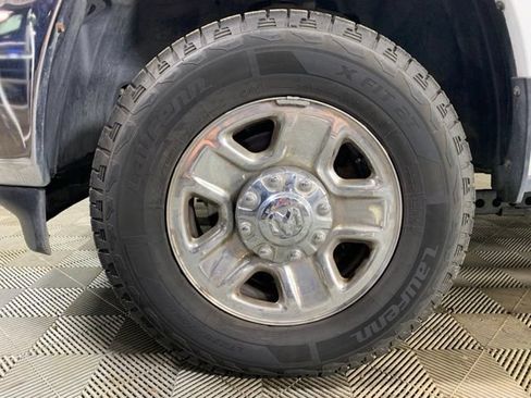 Used 2022 RAM 2500 Big Horn AWD/4WD image 32